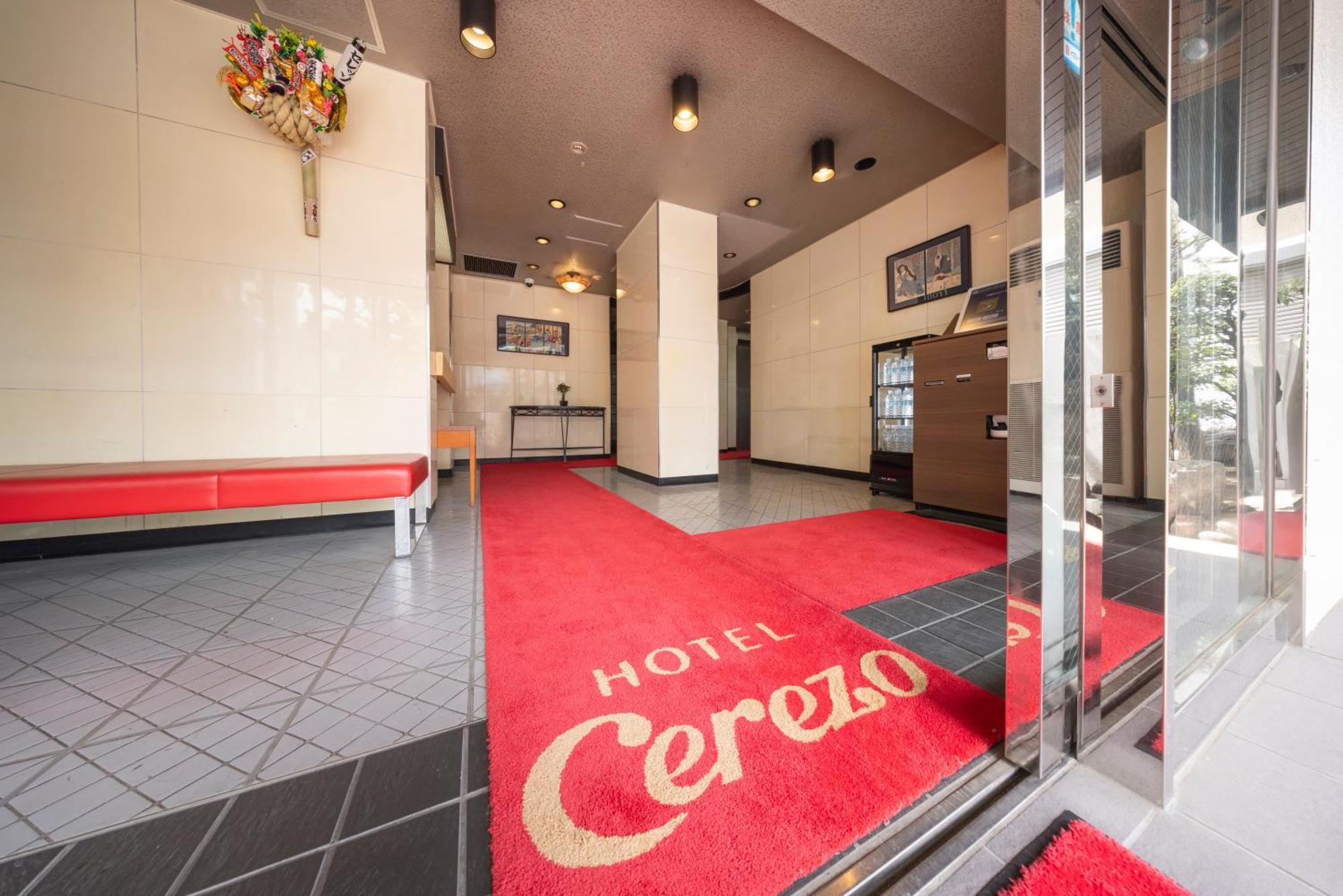 Cerezo Hotell