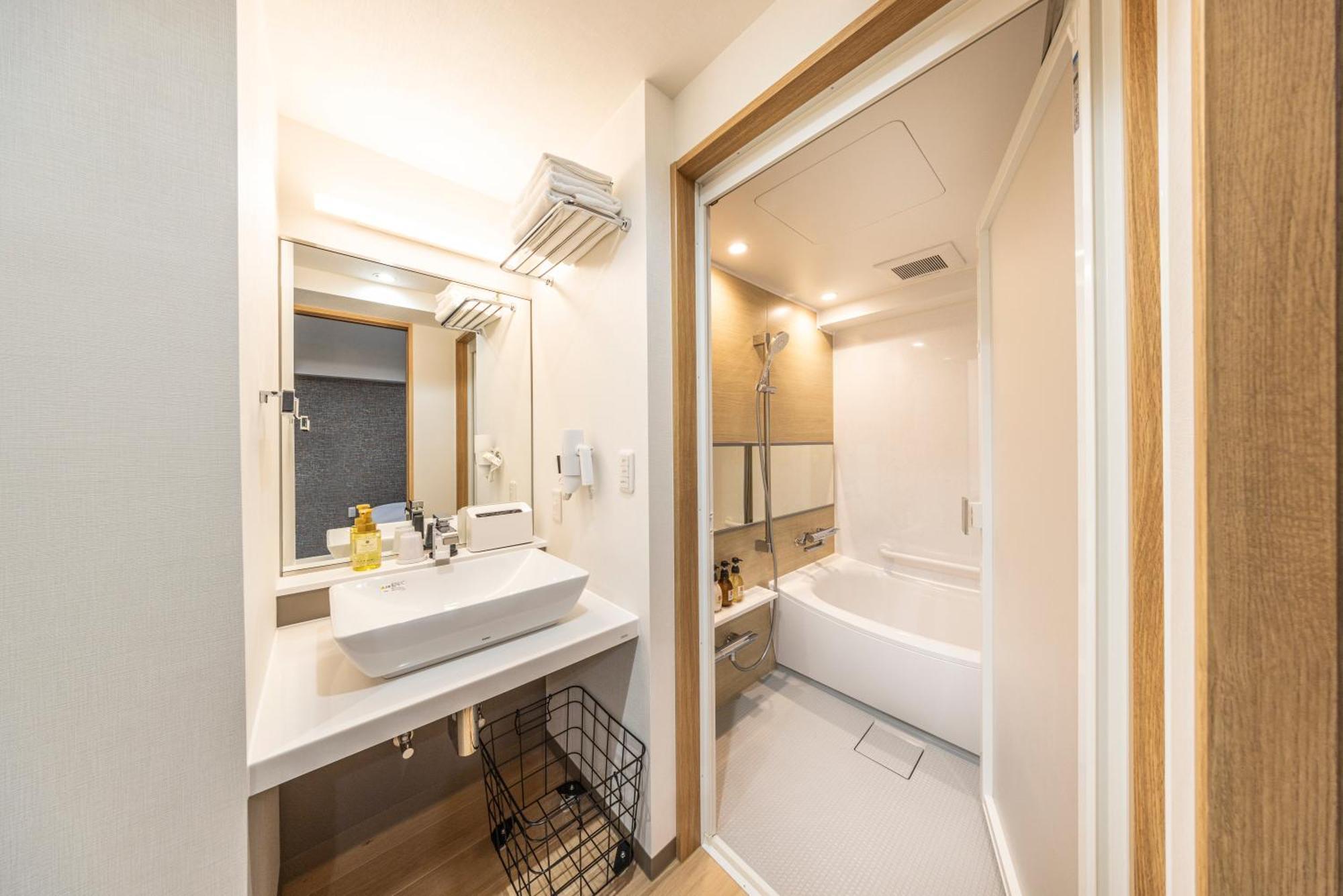 Cerezo Hotell 3*